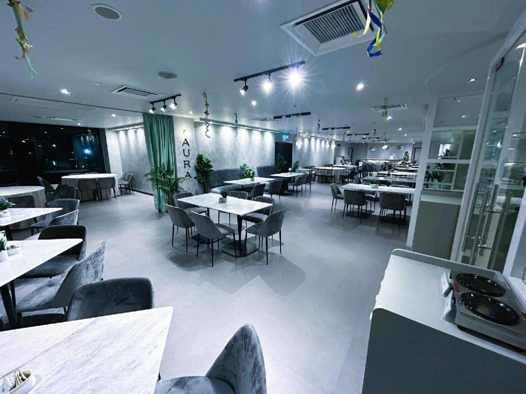 เมก้า วิว โฮเต็ล Hotel กวนตัน ภายนอก รูปภาพ