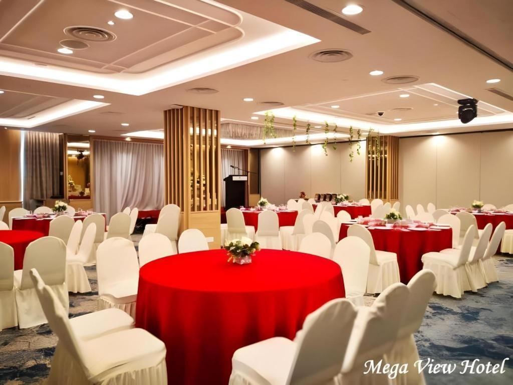 เมก้า วิว โฮเต็ล Hotel กวนตัน ภายนอก รูปภาพ