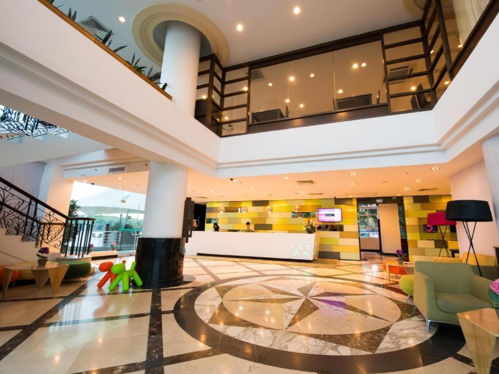 เมก้า วิว โฮเต็ล Hotel กวนตัน ภายนอก รูปภาพ