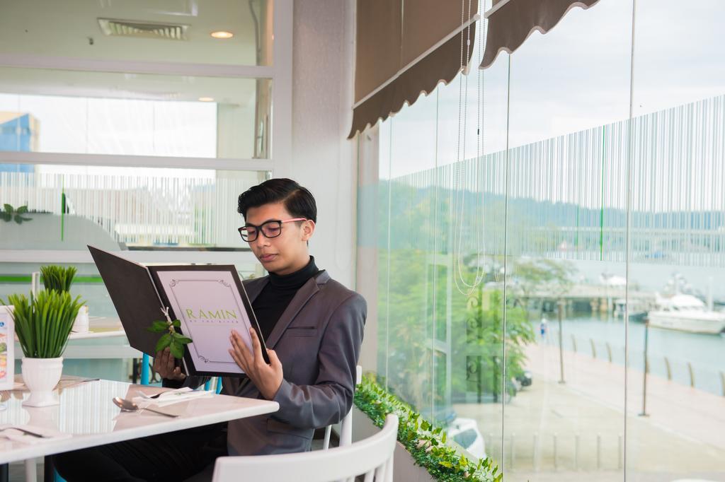 เมก้า วิว โฮเต็ล Hotel กวนตัน ภายนอก รูปภาพ