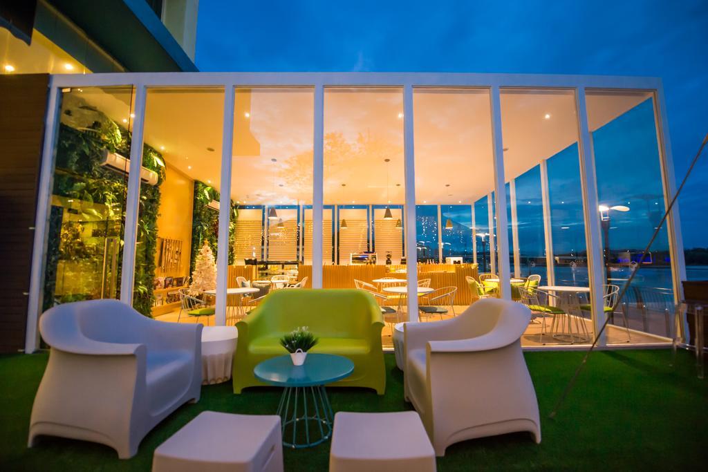 เมก้า วิว โฮเต็ล Hotel กวนตัน ภายนอก รูปภาพ